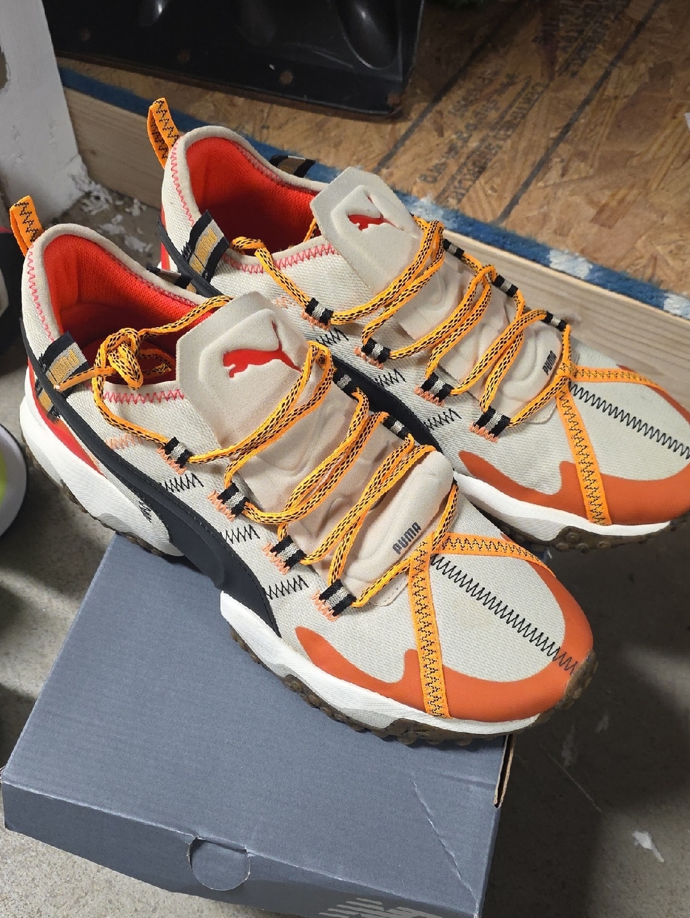 Mens Puma ERUPT TRAIL SIZE 13 NEW
